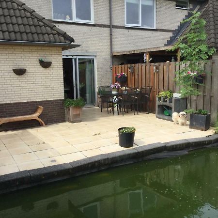 De Randstad Acomodação com café da manhã Zoetermeer Exterior foto